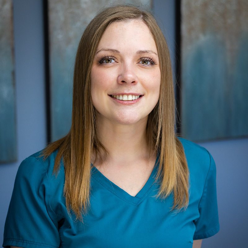 Headshot of Lauren Lindley